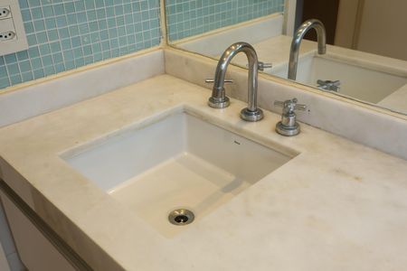 Apartamento à venda com 163m², 3 quartos e 3 vagas Apartamento à venda com 163m², 3 quartos e 3 vagasBanheiro da Suíte 1