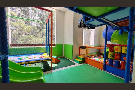 Apartamento à venda com 163m², 3 quartos e 3 vagas Apartamento à venda com 163m², 3 quartos e 3 vagasBrinquedoteca