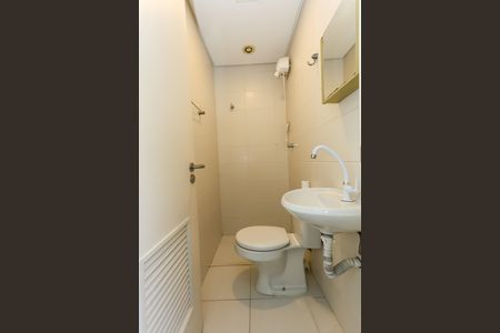 Apartamento à venda com 163m², 3 quartos e 3 vagas Apartamento à venda com 163m², 3 quartos e 3 vagasÁrea de Serviço