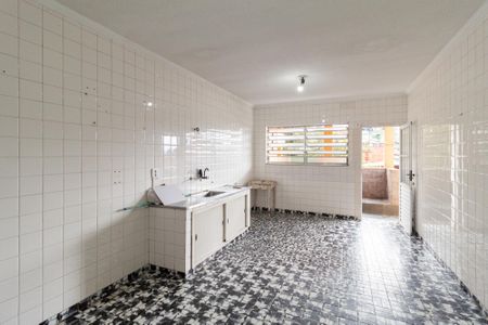 Casa para alugar com 340m², 2 quartos e 1 vaga Casa para alugar com 340m², 2 quartos e 1 vagaCozinha