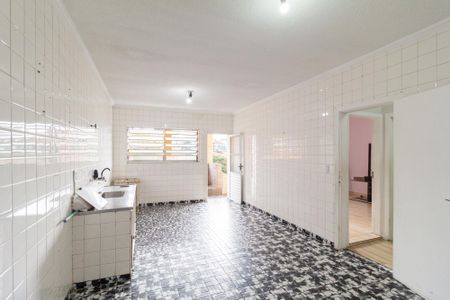 Casa para alugar com 340m², 2 quartos e 1 vaga Casa para alugar com 340m², 2 quartos e 1 vagaCozinha