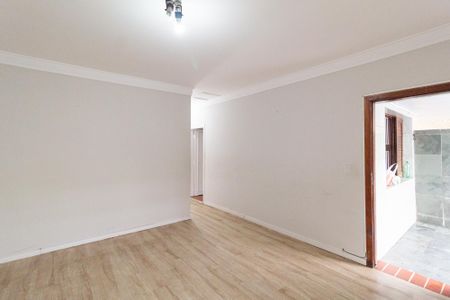 Sala de casa para alugar com 2 quartos, 340m² em Vila Maria Helena, Carapicuíba