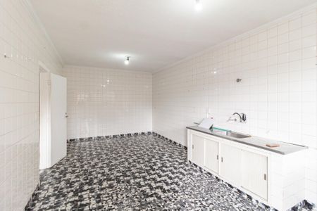 Casa para alugar com 340m², 2 quartos e 1 vaga Casa para alugar com 340m², 2 quartos e 1 vagaCozinha