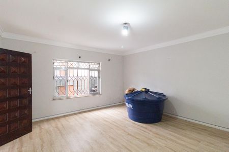 Sala de casa para alugar com 2 quartos, 340m² em Vila Maria Helena, Carapicuíba