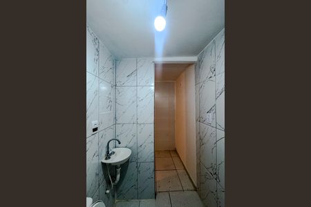 Banheiro de apartamento para alugar com 1 quarto, 12m² em Quarta Parada, São Paulo