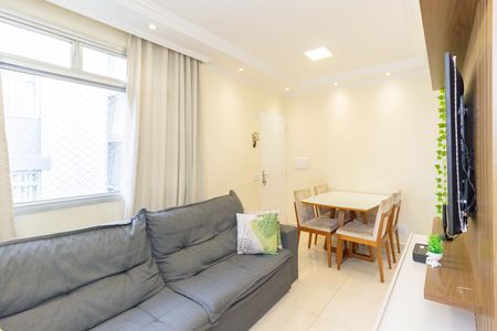 Apartamento à venda com 43m², 2 quartos e 1 vaga Apartamento à venda com 43m², 2 quartos e 1 vagaSala