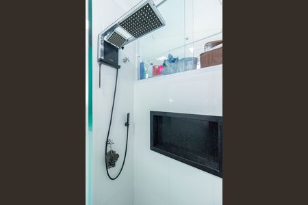 Apartamento à venda com 43m², 2 quartos e 1 vaga Apartamento à venda com 43m², 2 quartos e 1 vagaBanheiro