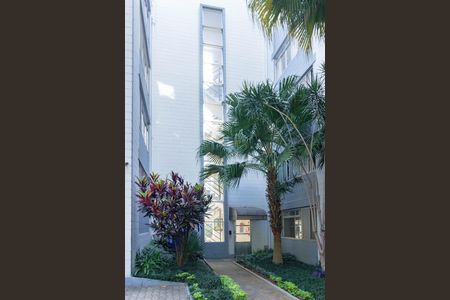 Apartamento à venda com 43m², 2 quartos e 1 vaga Apartamento à venda com 43m², 2 quartos e 1 vagaFachada Bloco