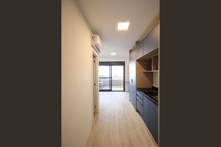 Cozinha de kitnet/studio para alugar com 1 quarto, 27m² em Campo Belo, São Paulo