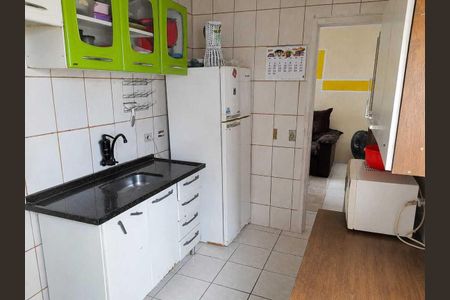 Cozinha de apartamento para alugar com 2 quartos, 52m² em Vila Sonia, Praia Grande