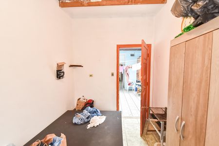 Casa à venda com 50m², 2 quartos e 1 vagaQuarto da edícula