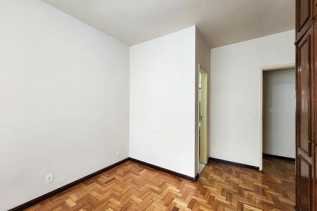 Apartamento para alugar com 125m², 3 quartos e 2 vagas Apartamento para alugar com 125m², 3 quartos e 2 vagasSuíte