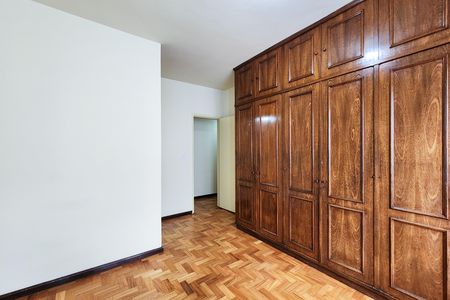 Apartamento para alugar com 125m², 3 quartos e 2 vagas Apartamento para alugar com 125m², 3 quartos e 2 vagasSuíte