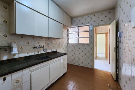 Apartamento para alugar com 125m², 3 quartos e 2 vagas Apartamento para alugar com 125m², 3 quartos e 2 vagasCozinha