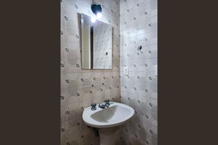Apartamento para alugar com 125m², 3 quartos e 2 vagas Apartamento para alugar com 125m², 3 quartos e 2 vagasBanheiro Social