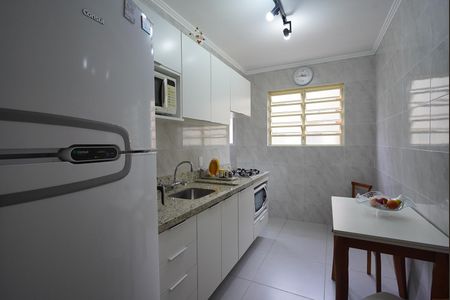 Cozinha de apartamento à venda com 1 quarto, 46m² em São José, Porto Alegre