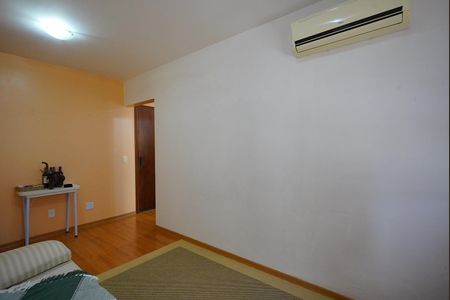 Sala de apartamento à venda com 1 quarto, 46m² em São José, Porto Alegre
