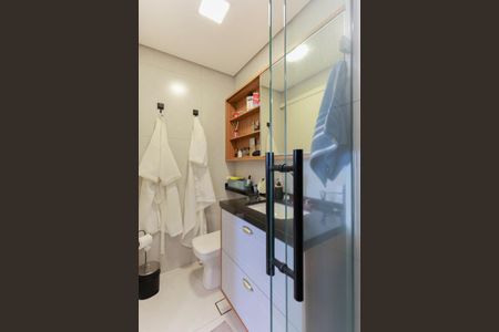 Apartamento à venda com 128m², 3 quartos e 1 vagaBanheiro da suíte