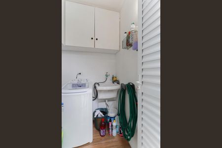 Apartamento à venda com 128m², 3 quartos e 1 vagaÁrea de serviço