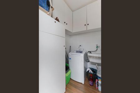 Apartamento à venda com 128m², 3 quartos e 1 vagaÁrea de serviço