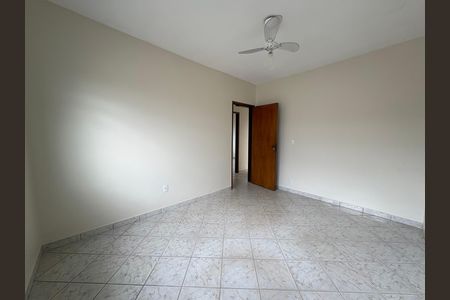 Casa à venda com 100m², 3 quartos e 4 vagasQuarto 1
