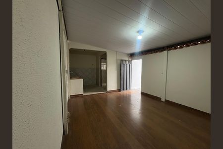Casa à venda com 100m², 3 quartos e 4 vagasDispensa
