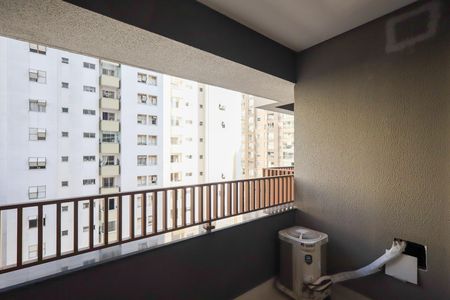 Varanda de kitnet/studio para alugar com 1 quarto, 29m² em Campo Belo, São Paulo