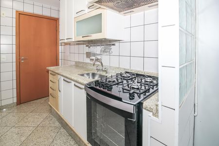 Apartamento para alugar com 88m², 3 quartos e 2 vagas Apartamento para alugar com 88m², 3 quartos e 2 vagasCozinha