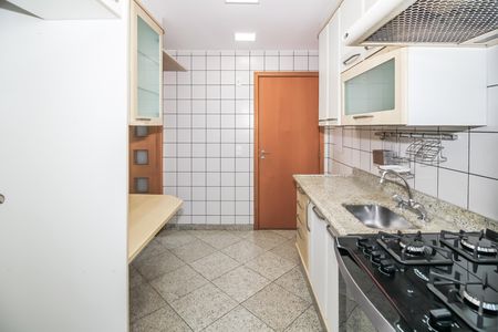 Apartamento para alugar com 88m², 3 quartos e 2 vagas Apartamento para alugar com 88m², 3 quartos e 2 vagasCozinha