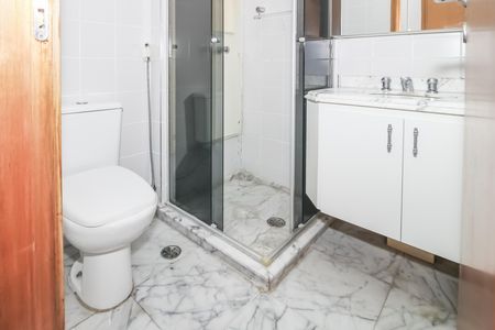 Apartamento para alugar com 88m², 3 quartos e 2 vagas Apartamento para alugar com 88m², 3 quartos e 2 vagasBanheiro da Suíte 1