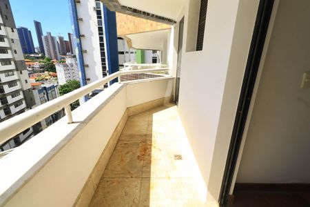 Apartamento para alugar com 218m², 5 quartos e 3 vagas