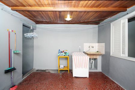 Casa para alugar com 300m², 3 quartos e 4 vagas Casa para alugar com 300m², 3 quartos e 4 vagasLavanderia