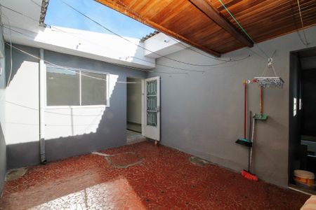 Casa para alugar com 300m², 3 quartos e 4 vagas Casa para alugar com 300m², 3 quartos e 4 vagasLavanderia