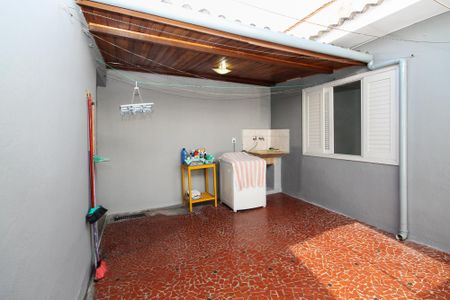 Casa para alugar com 300m², 3 quartos e 4 vagas Casa para alugar com 300m², 3 quartos e 4 vagasLavanderia