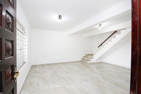 Entrada de casa para alugar com 3 quartos, 300m² em Jardim Rosalina, Cotia