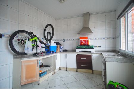 Casa à venda com 200m², 3 quartos e 2 vagascozinha 1