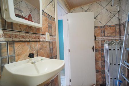Casa à venda com 200m², 3 quartos e 2 vagasBanheiro 2