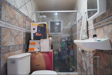Casa à venda com 200m², 3 quartos e 2 vagasBanheiro 2