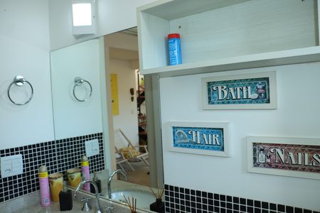 Apartamento para alugar com 200m², 3 quartos e 3 vagasBanheiro social