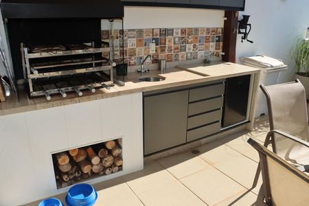Apartamento para alugar com 200m², 3 quartos e 3 vagasÁrea comum