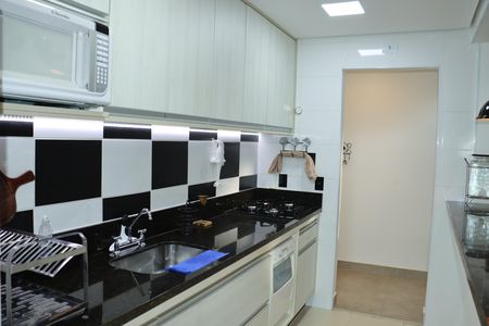Apartamento para alugar com 200m², 3 quartos e 3 vagasCozinha