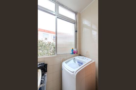 Apartamento à venda com 48m², 2 quartos e 1 vaga Apartamento à venda com 48m², 2 quartos e 1 vagaCozinha e Área de Serviço