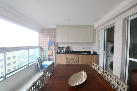 Apartamento para alugar com 89m², 3 quartos e 2 vagasVaranda