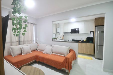 Sala de apartamento para alugar com 3 quartos, 89m² em Vila Alzira, Guarujá