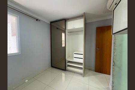 Apartamento à venda com 100m², 3 quartos e 2 vagas Apartamento à venda com 100m², 3 quartos e 2 vagasSuíte 1
