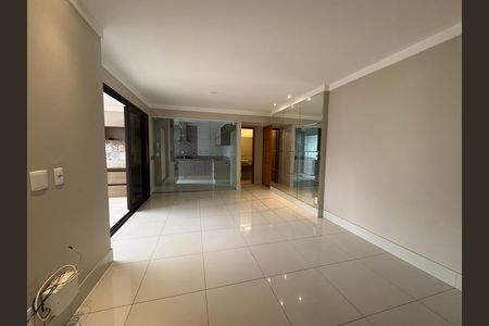 Apartamento à venda com 100m², 3 quartos e 2 vagas Apartamento à venda com 100m², 3 quartos e 2 vagasSala