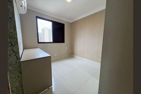 Apartamento à venda com 100m², 3 quartos e 2 vagas Apartamento à venda com 100m², 3 quartos e 2 vagasSuíte 2
