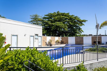 Apartamento para alugar com 45m², 2 quartos e 1 vaga Apartamento para alugar com 45m², 2 quartos e 1 vagaÁrea comum - Piscina