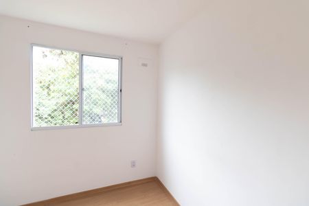 Quarto 2 de apartamento para alugar com 2 quartos, 45m² em Inhoaíba, Rio de Janeiro