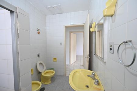 Casa para alugar com 180m², 3 quartos e 2 vagasBanheiro Social 1